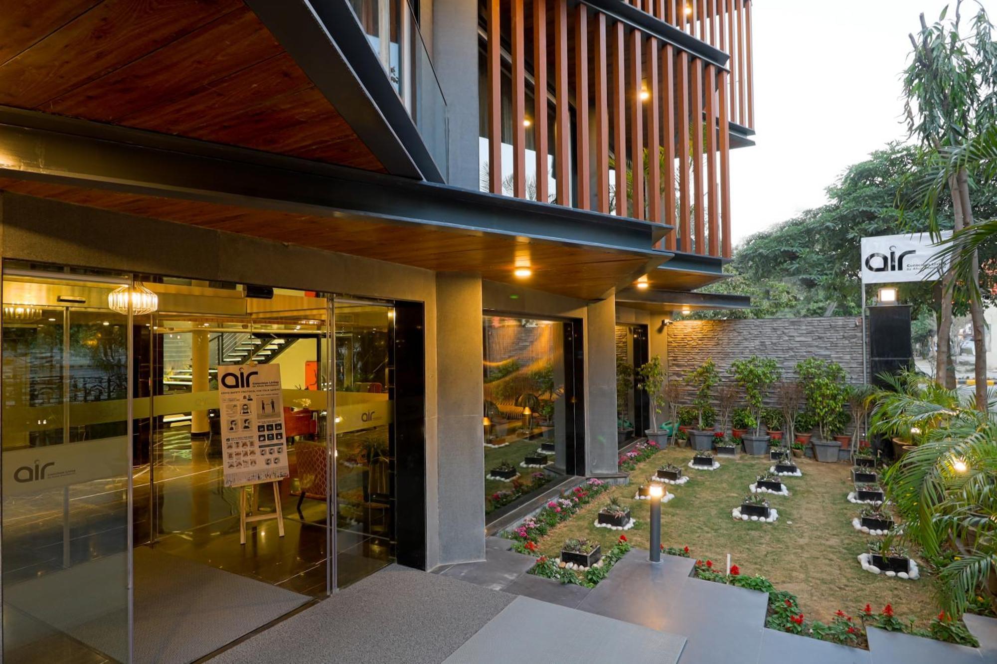 Air By Ahuja Residences Gurgaon Exterior photo